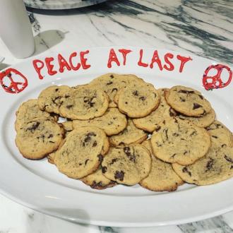 Die Sängerinnen haben Spekulationen ausgelöst, dass sie bald zusammenarbeiten könnten. Katy Perry Instagram
