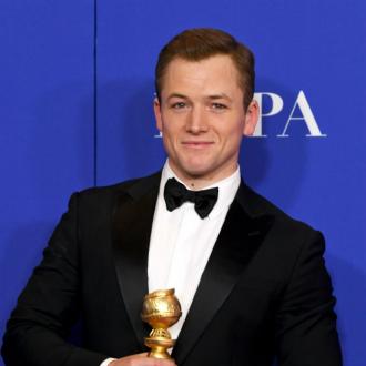 Der Schauspieler bedauert, Sir Elton John nicht in seiner Dankesrede bei den Golden Globes erwähnt zu haben. Taron Egerton