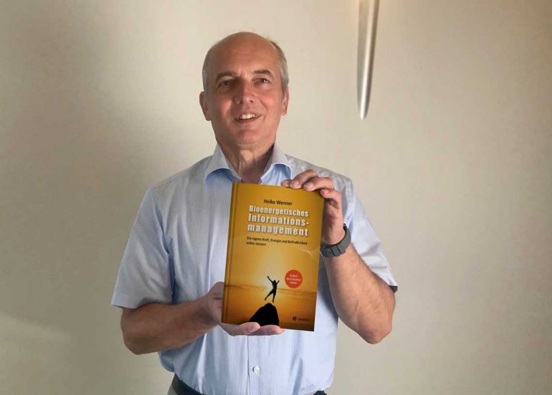 Heiko Wenner präsentiert sein neues Buch mit dem Titel