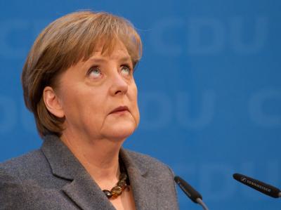 Bundeskanzlerin Angela Merkel mit ernster Miene. Angela Merkel