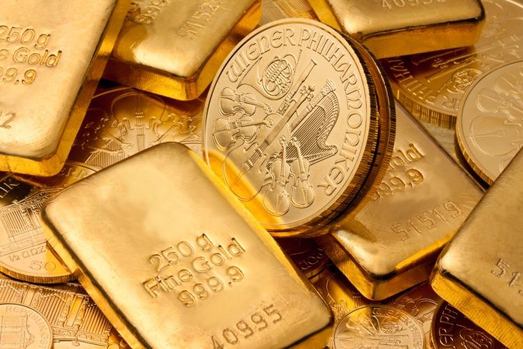 Goldbarren und Münzen / Quelle: AdobeStock