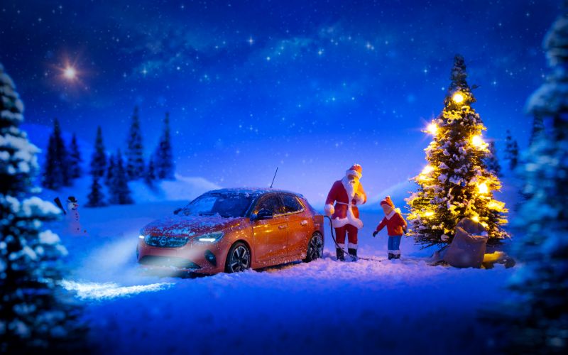 Frohe Adventszeit: Der neue Opel Corsa-e lässt die Lichter leuchten