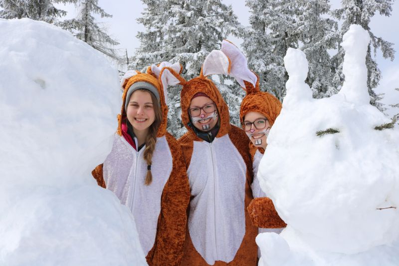 Die Osterhasen sind am Schatzberg los / © Wildschönau Tourismus