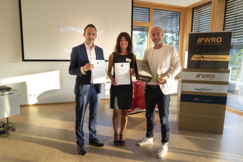 Dominik Fehringer (Geschäftsführer WRO GmbH) , Sonja Schuchter (Bürgermeisterin Sasbachwalden), Hansjörg Mair (Geschäftsführer Schwarzwaldtourismus GmbH).
