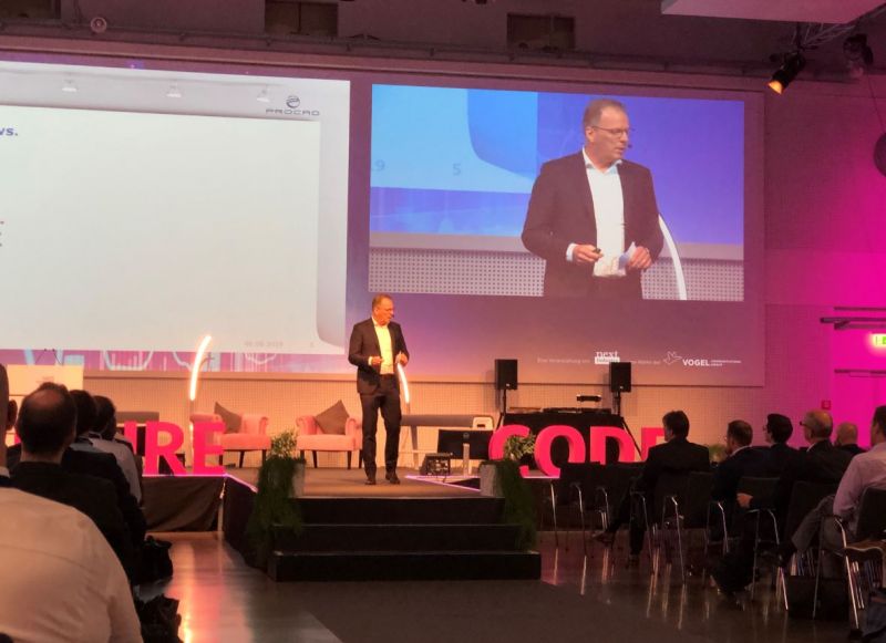 PROCAD Geschäftsführer Raimund Schlotmann bei seinem Vortrag bei „The Future Code 2019“ / Abb.: Veranstalter