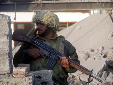 Die USA ziehen im Anti-Terror-Kampf die Daumenschrauben an. Washington will nach einem Pressebericht die Militärhilfen für Pakistan massiv stutzen. (Archivbild) Militärhilfe für Pakistan