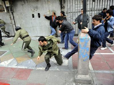 Seit Tagen kommt es im Iran zu neuen Protesten gegen die Regierung Ahmadinedschad. Proteste in Teheran