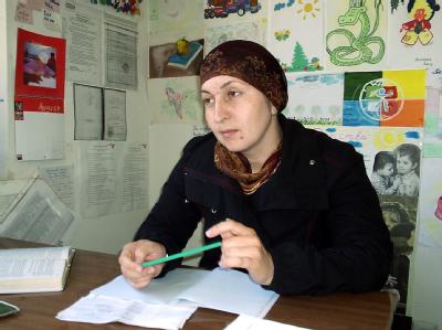 Die Bürgerrechtlerin Sarema Sadulajewa, hier im Jahr 2004, wurde mit ihrem Mann ermordet. Mordopfer Sadulajewa