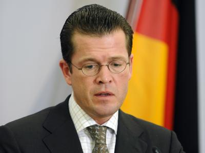Karl-Theodor zu Guttenberg gilt als sicherer Kandidat für ein Ministeramt - unklar ist, welches. Karl-Theodor zu Guttenberg