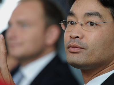 FDP-Generalsekretär Christian Lindner und Parteichef Philipp Rösler während einer Präsidiumssitzung der Liberalen in Berlin. FDP-Präsidium