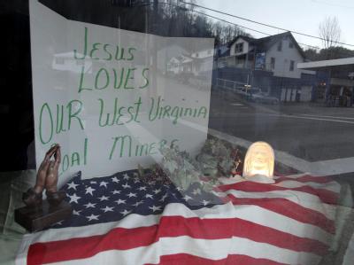 Jesus liebt die Kohlearbeiter von West Virginia: In Whitesville, West Virginia, wird der toten Kumpel gedacht. Gedenken