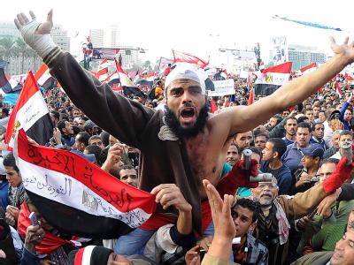 Demonstranten auf dem Tahrir-Platz in Kairo nach dem Freitagsgebet der vergangenen Woche. Foto: Mohamed Omar Kairo