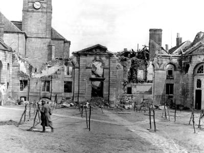 Die Ruinen von Verdun im Jahr 1916. Erst in diesem Monat werden die letzten Folgeschulden des Ersten Weltkriegs getilgt. Verdun