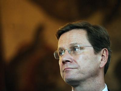 Außenminister Westerwelle reagierte auf das Angebot von Erika Steinbach zunächst zurückhaltend. Außenminister Westerwelle