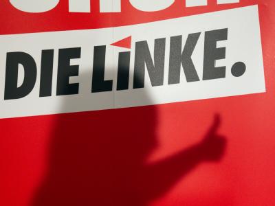 Die Linke enstand 2007 aus der ostdeutschen Linkspartei.PDS und der westdeutschen Wahlalternative Arbeit & Soziale Gerechtigkeit (WASG). Die Linke