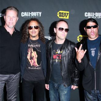 Die Rocker danken den The Rolling Stones dafür, dass diese die Band retteten. Die Band hatte 2014 ein Tief und die Rockband half ihnen wieder auf die Beine. Metallica