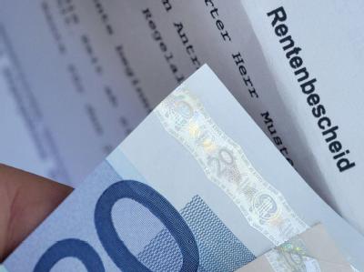 Die FDP befürwortet «ein neues Angebot für den Übergang von Arbeit zur Rente». Rentenbescheid