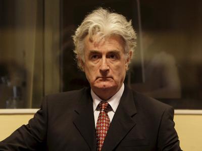 Radovan Karadzic als Angeklagter vor dem UN-Kriegsverbrechertribunal in Den Haag. (Archivfoto) Radovan Karadzic