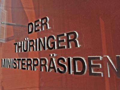 Die Thüringer Staatskanzlei, Amtssitz des Ministerpräsidenten, in Erfurt. Thüringer Staatskanzlei