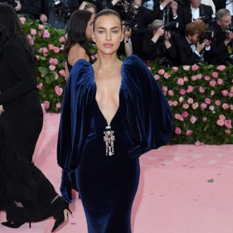 Das Model möchte nicht die ganze Zeit ''perfekt'' aussehen. Sie kennt solche Tage, an denen ihr Aussehen nichts mit dem eines Models zu tun hat. Irina Shayk