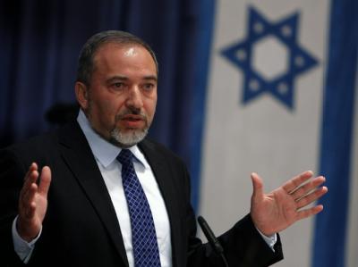 Avigdor Lieberman ist Außenminister Israels. Avigdor Lieberman
