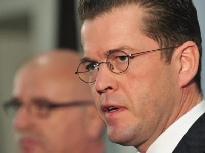 Karl-Theodor zu Guttenberg ist neuer Bundesverteidigungsminister. Bundesverteidigungsminister