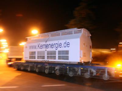 Ein Castor-Behälter mit Atommüll auf dem Gelände des niedersächsischen Zwischenlagers in Gorleben. Archivfoto: Kay Nietfeld Castor-Transport
