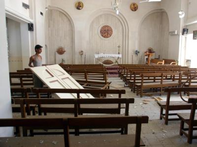 Blick in eine durch einen Anschlag beschädigte Kirche im Irak. (Archivbild) Beschädigte Kirche