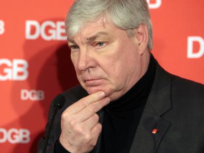 DGB-Chef Sommer hatte Parallelen zwischen der FDP und der österreichischen FPÖ unter ihrem früheren Vorsitzenden Haider gezogen. DGB-Chef Sommer