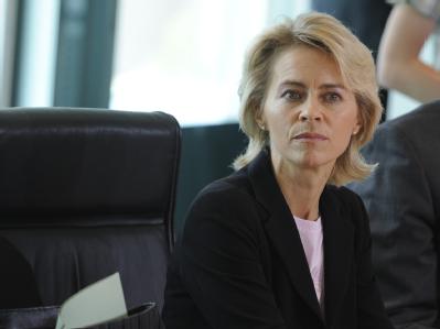 Ursula von der Leyen: «Die Antworten stehen erst 2013 an, wenn wir genügend Kitaplätze und einen Rechtsanspruch darauf für alle Familien haben». von der Leyen