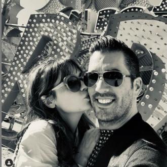 Der Reality-TV-Star will die 'New Girl'-Schauspielerin im Ausland heiraten. Zooey Deschanel und Jonathan Scott