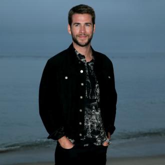 Der Schauspieler und seine Ex-Frau Miley Cyrus schockten vor ein paar Wochen mit ihrer überraschenden Trennung. Doch jetzt ist er wieder offen für Neues. Liam Hemsworth
