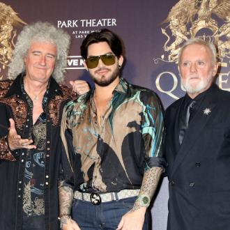 Brian May findet, Adam Lambert ist ein echtes Phänomen und will deshalb keinen Freddie Mercury-Imitator engagieren. Queen und Adam Lambert