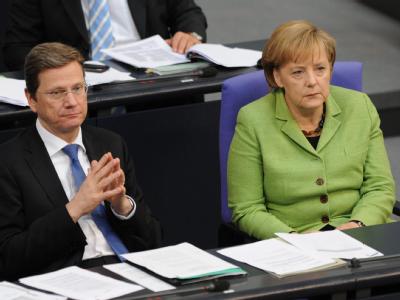 Die Unzufriedenheit mit der Regierungsarbeit wächst. Ernste Gesichter