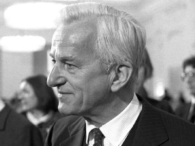 Richard von Weizsäcker im Februar 1989. Foto: Norbert Försterling Richard von Weizsäcker