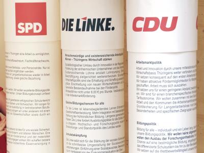 Nach Meinung von Kommunikationswissenschaftlern sind die Programme für die Bundestagswahl viel zu kompliziert. (Symbolbild) Wahlprogramme