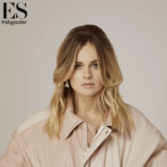 Die Schauspielerin war einst mit dem britischen Royal liiert. So reagiert sie auf die Schlagzeilen aus dem Palast. Cressida Bonas