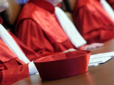 Eine Gebühr für notorische Beschwerdeführer könnte das höchste deutsche Gericht entlasten. Bundesverfassungsgericht