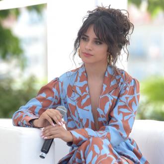 Die Sängerin erzählte, dass sie unter einer Sozialphobie leidet. Der Star gab zu, dass er leicht Lampenfieber bekommt und als Kind ängstlich war. Camila Cabello