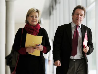 Die Linken-Politikerinnen Gesine Lötzsch und Klaus Ernst. Auf dem Weg zur Regierungsbeteiligung?