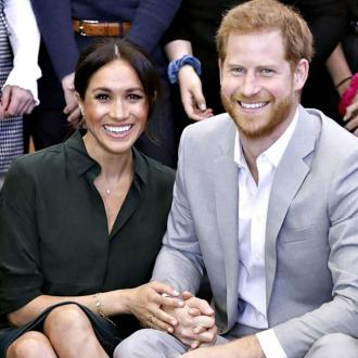 Der Herzog von Sussex und seine Frau Meghan entlassen 15 Mitarbeiter aus royalen Zeiten. Harry und Meghan