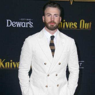Der Schauspieler ist momentan Single, träumt aber davon, später einmal Kinder zu haben. Chris Evans
