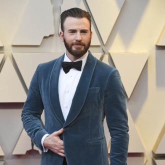 Der Schauspieler spricht über ein mögliches Comeback von Captain America. Der Frauenschwarm verabschiedete sich in 'Avengers: Endgame' jedoch von seiner Paraderolle. Chris Evans