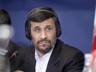 Irans Präsident Ahmadinedschad mit ernster Miene: Die EU-Außenminister haben im Atomstreit mit dem Iran neue Sanktionen gegen Teheran beschlossen. (Archivbild) Irans Präsident Ahmadinedschad