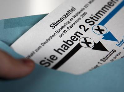 Die Zahl der Erstwähler ist bei der diesjährigen Wahl so hoch wie nie. Stimmzettel