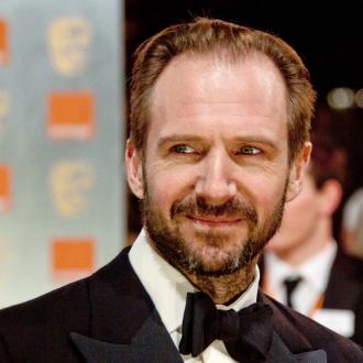 Ralph Fiennes hatte ''dummerweise'' geplant, die Rolle von Voldemort in der 'Harry Potter'-Reihe abzulehnen. Beinahe wäre er auch James Bond geworden. Ralph Fiennes