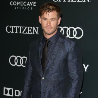 Die Freundschaft seiner Frau Elsa Pataky bedeutet für den Star ''alles''. Sie ist immer an seiner Seite. Chris Hemsworth