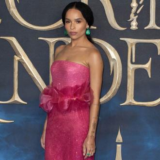 Die Schauspielerin schwärmt von ihrem Co-Star Robert Pattinson - er sei ''perfekt'' für die Rolle des Batman. Zoë Kravitz