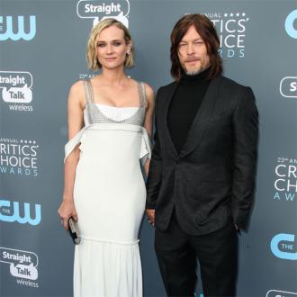 Die Schauspielerin gibt seltene Einblicke in ihr Familienleben. Es sei ''verrückt'', wie groß ihre Tochter bereits sei. Diane Kruger, Norman Reedus
