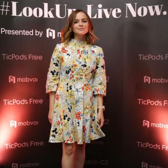Die Musikerin flehte die Band an, Musik für sie zu schreiben. Die Künstlerin hofft, dass sie den Popstar eines Tages kennenlernt. Gabrielle Aplin